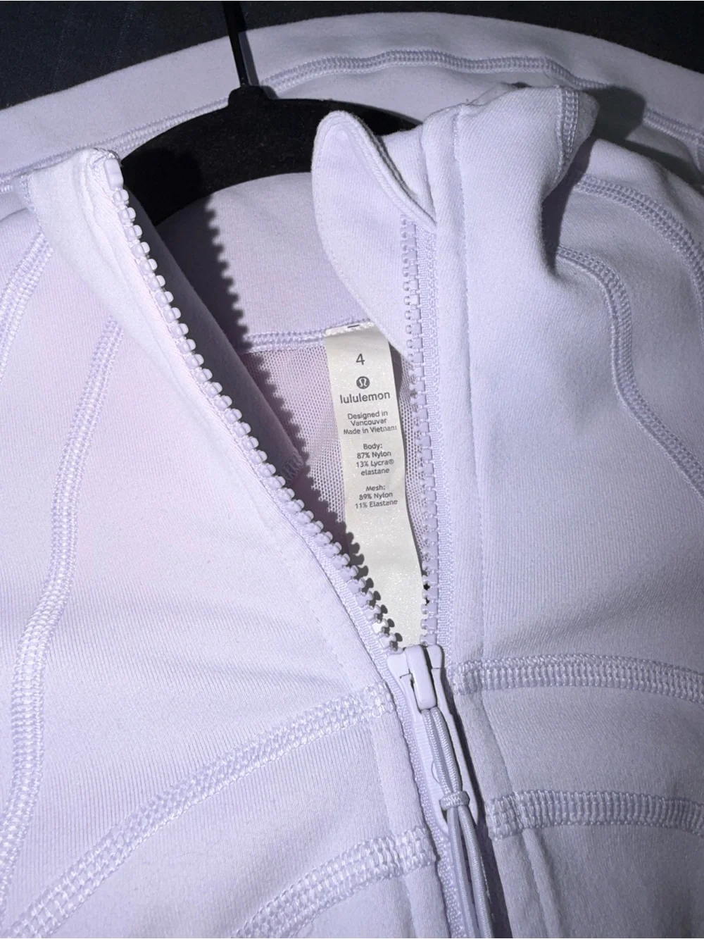 lululemon athletica streamlined zip